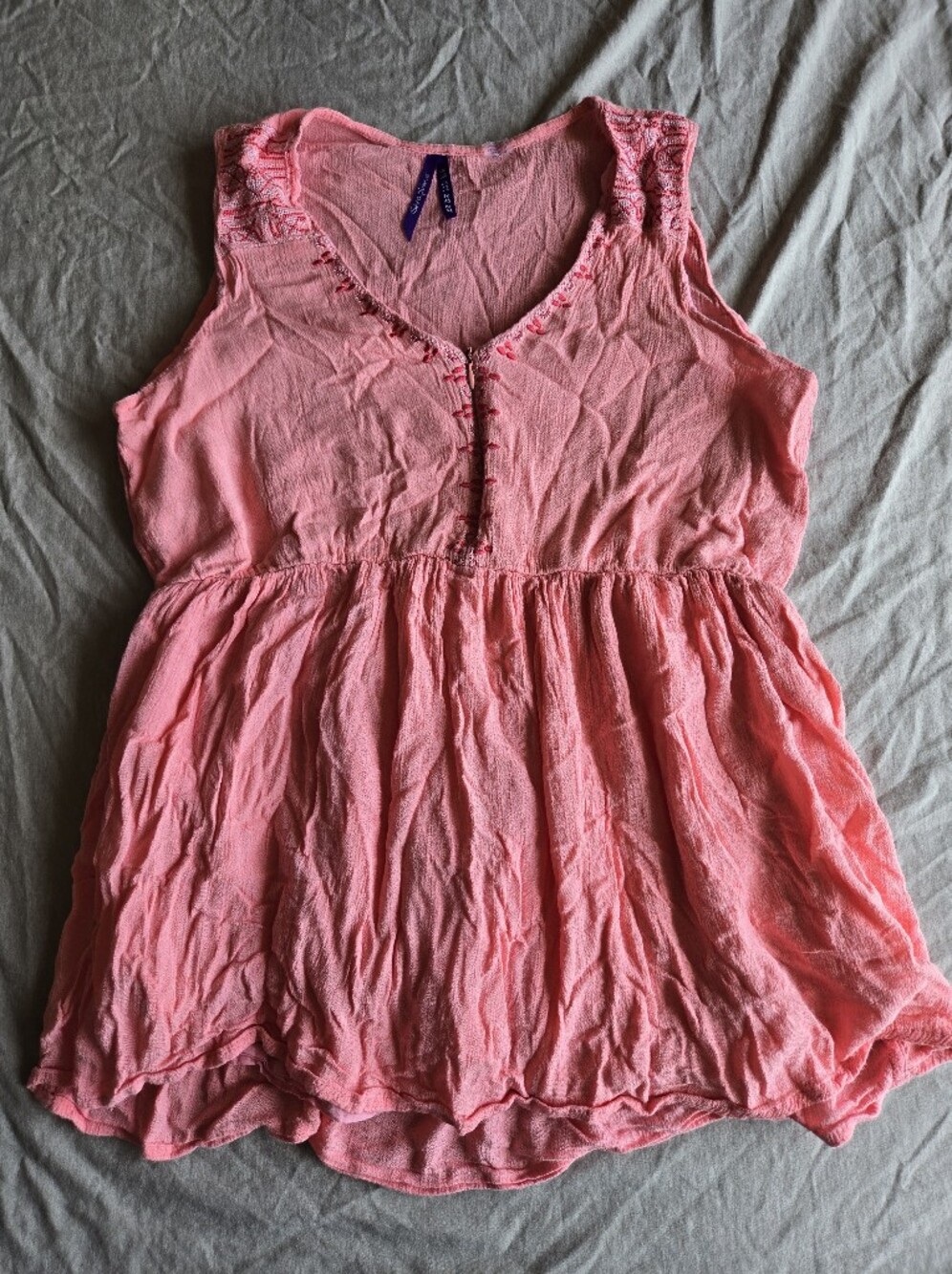 Pink Sleeveless Maternity V-Neck Peplum Tank Top